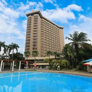 Hotel Century Park
